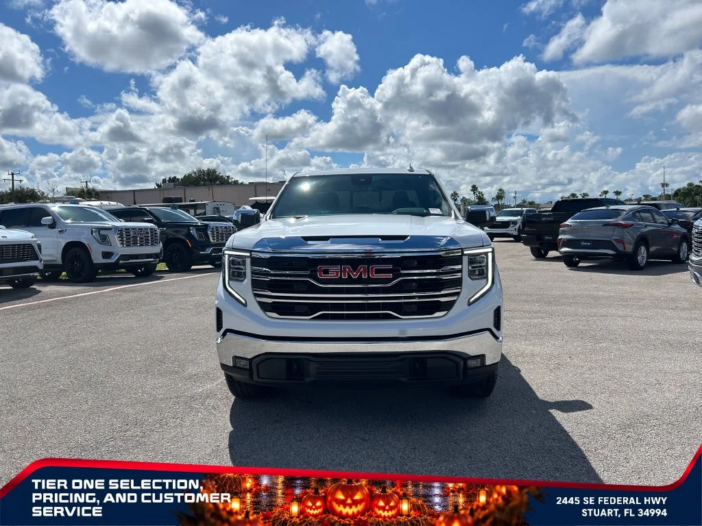 New 2026 Summit White GMC SLT image 3