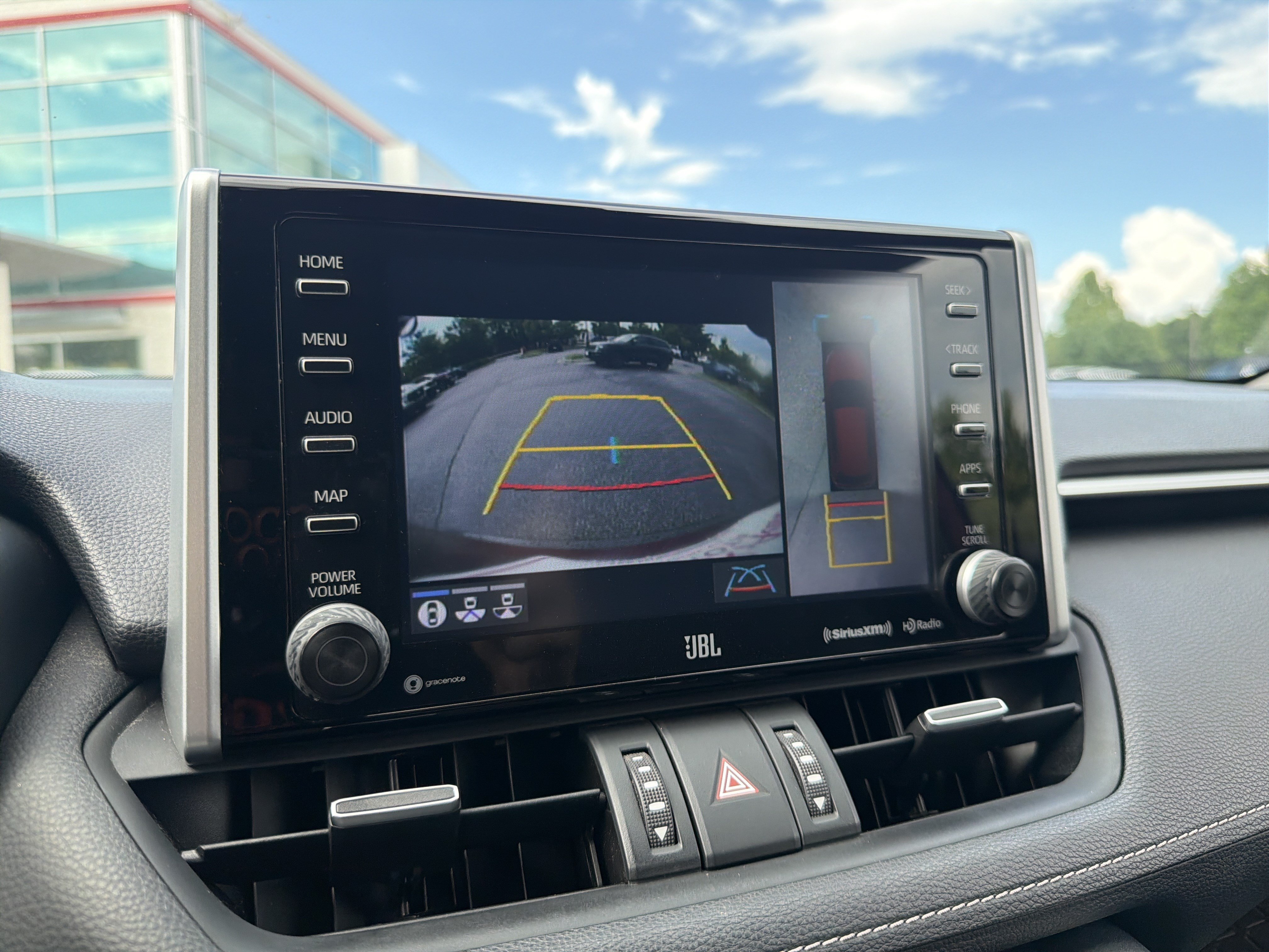 Used 2019 Pearl Toyota Limited image 7