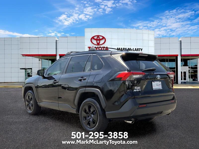Used 2020 Midnight Black Metallic TOYOTA LE FWD image 3