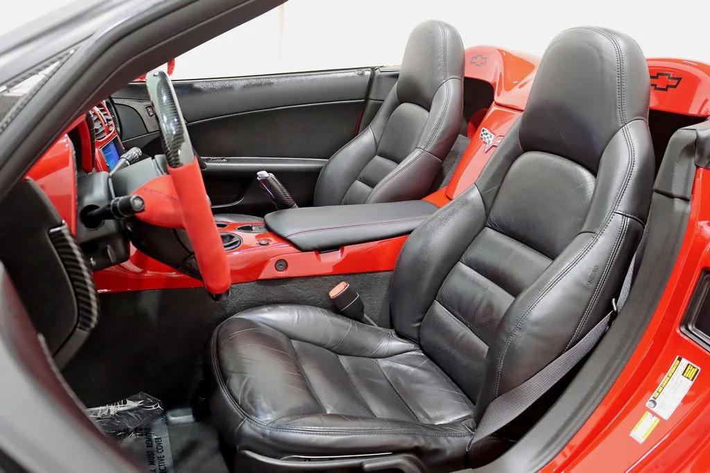 Used 2005 Red Chevrolet Base image 20