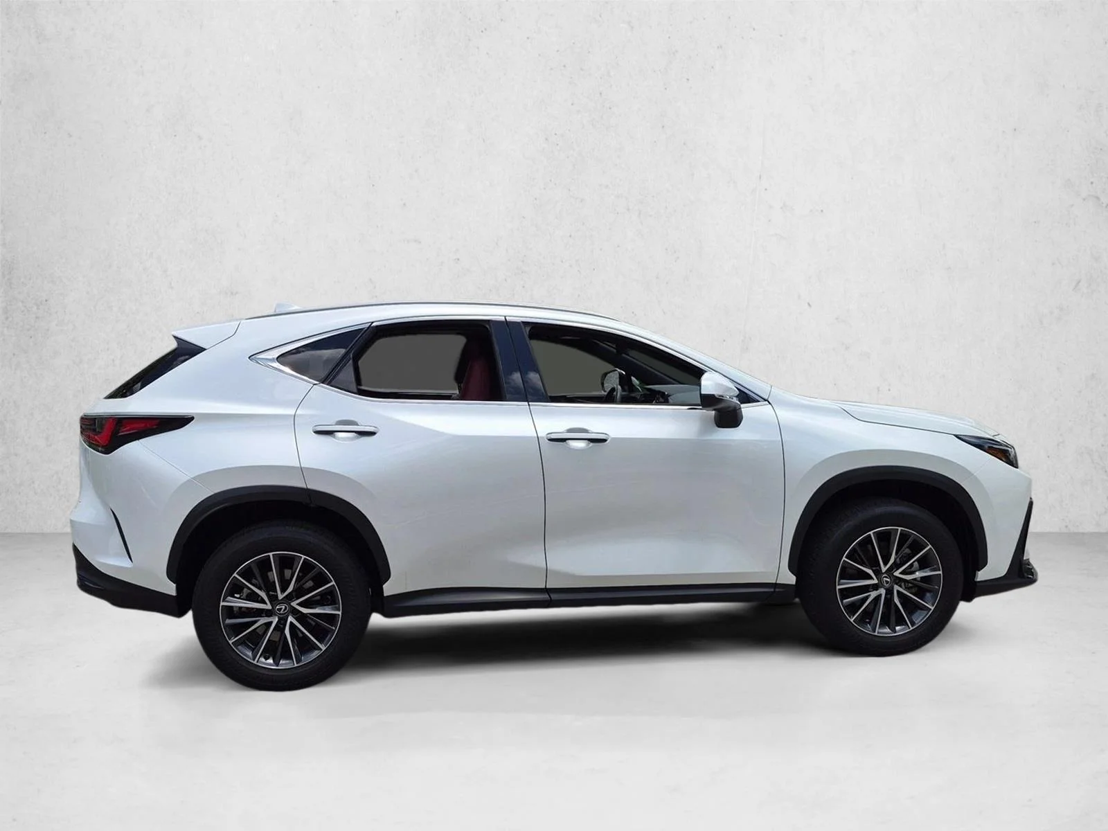 Certified Used 2025 Eminent White Pearl Lexus NX 350h Premium image 4