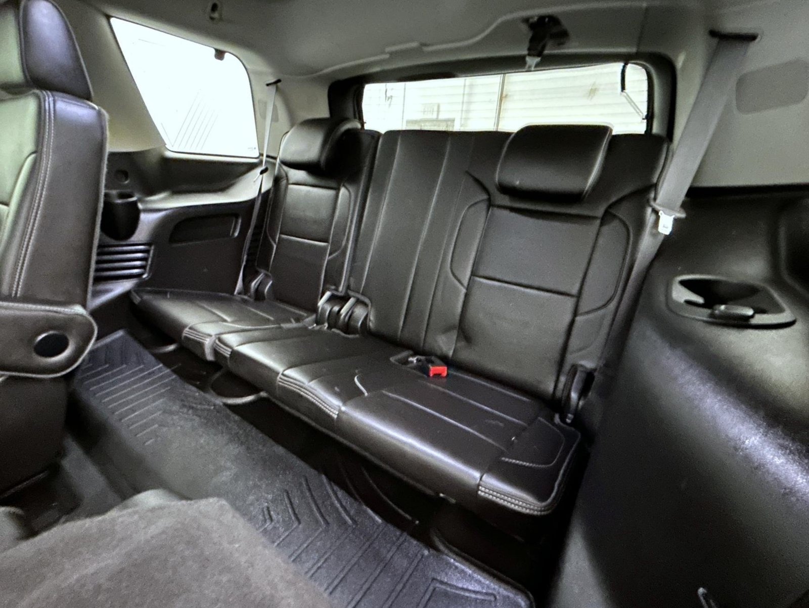 Used 2016 Silver GMC Denali image 21