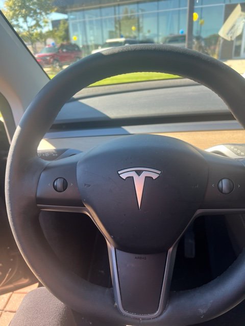 2023 Tesla Model Y Long Range - Photo 7