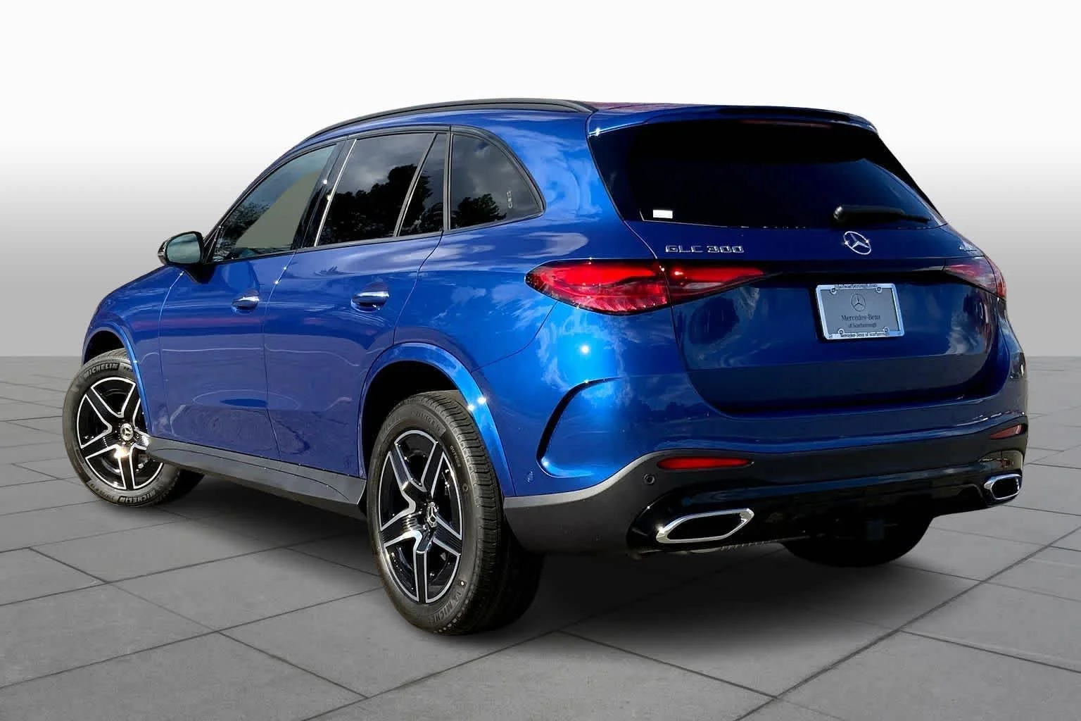 New 2026 Starling Blue Metallic Mercedes-Benz GLC 300 image 16
