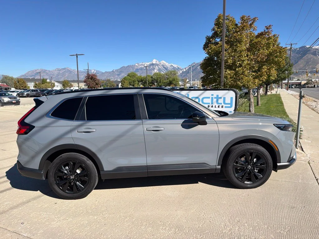 Used 2025 Gray Honda Sport Touring image 8