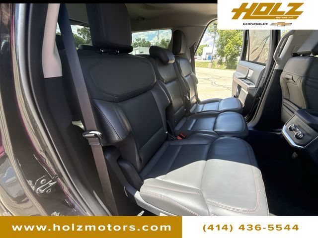 Used 2025 Black Ford Active image 27