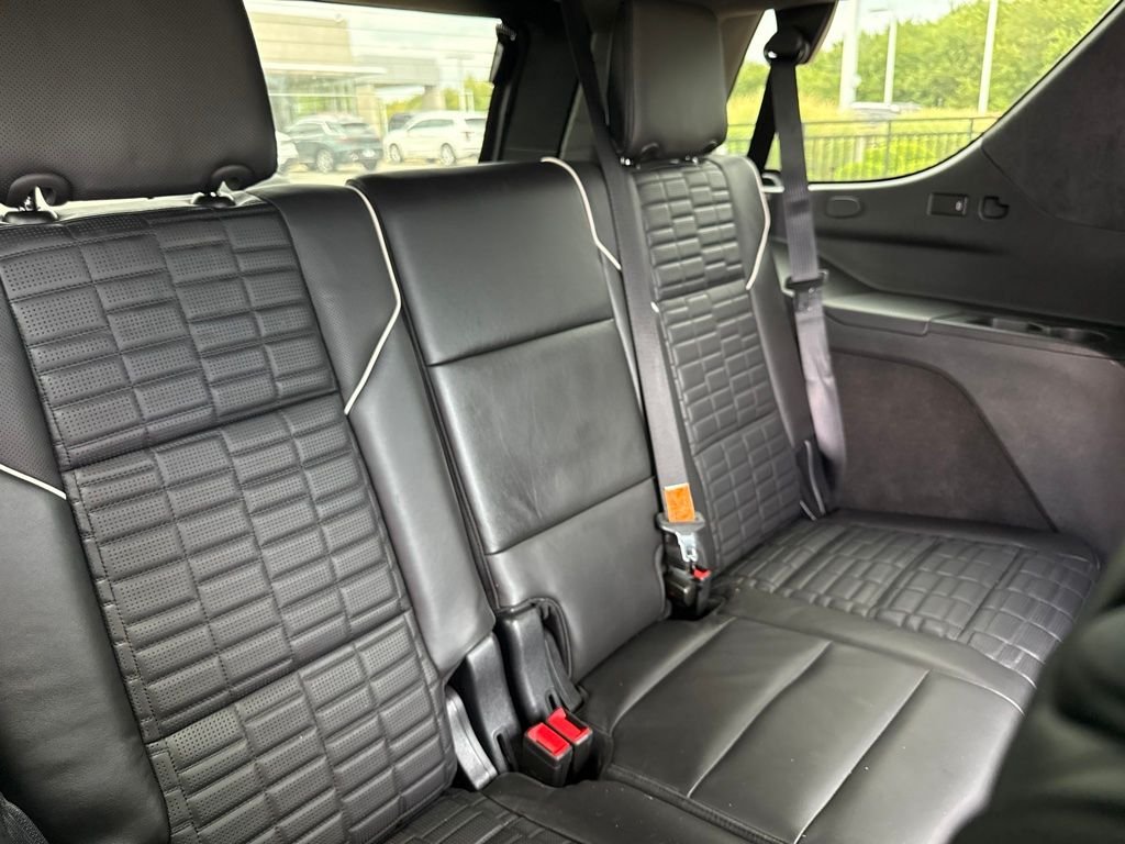 Used 2024 Black Cadillac V-Series image 8