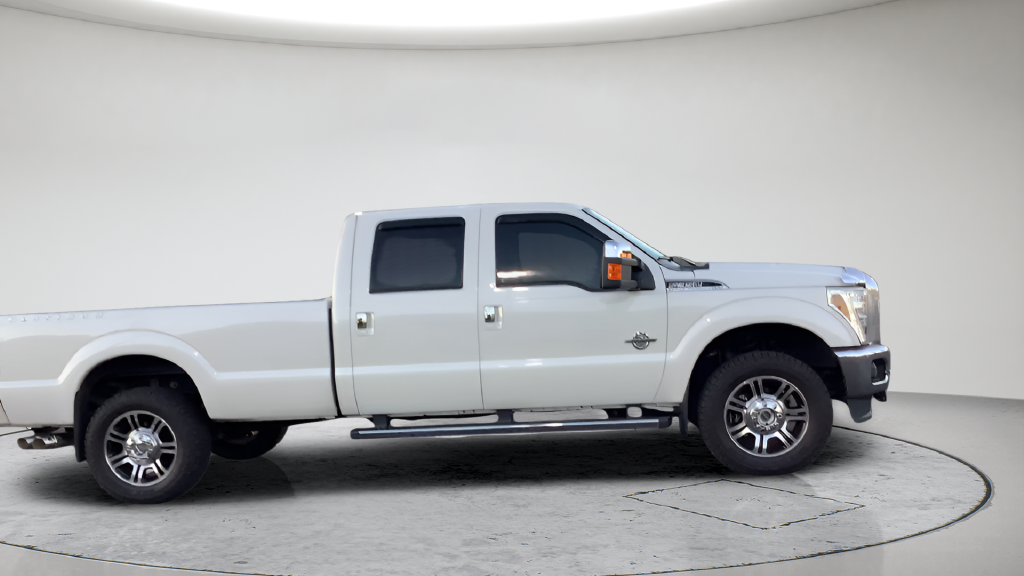 Used 2015 White Platinum Clearcoat Metallic Ford Platinum image 5