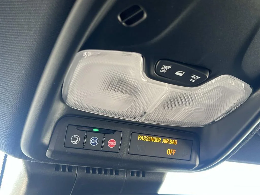 New 2026 Summit White Chevrolet LT image 23