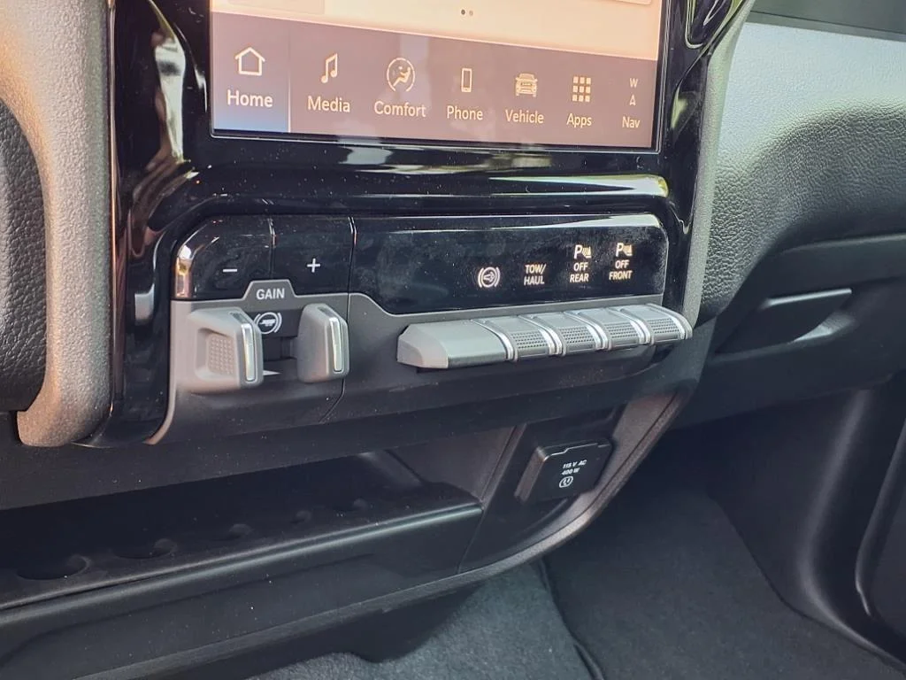 2025 RAM 2500 Tradesman - Photo 10