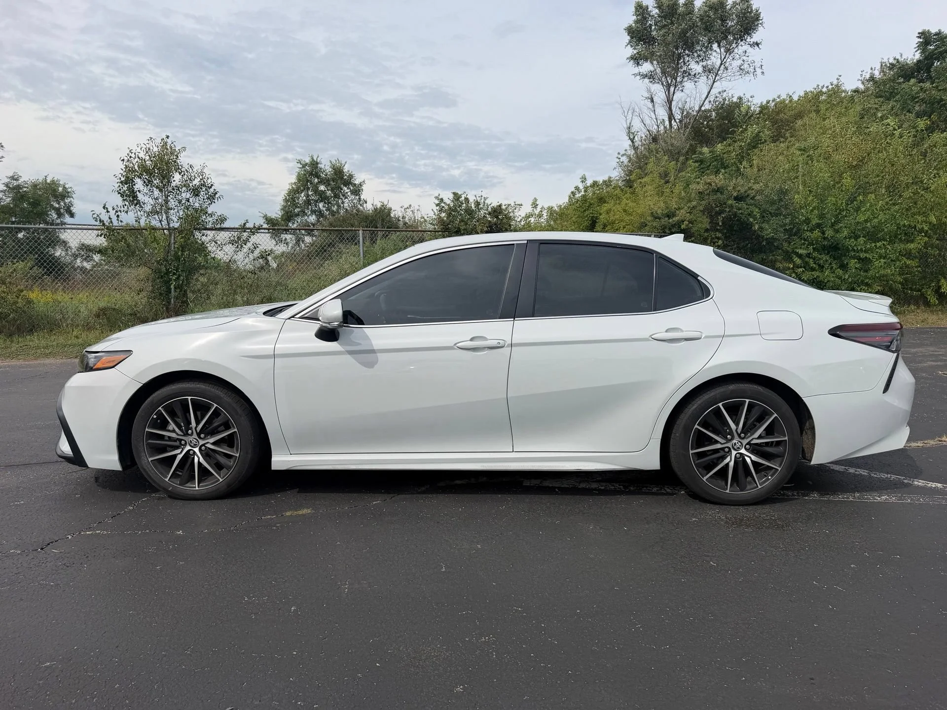 Used 2023 Gray Toyota SE AWD image 9