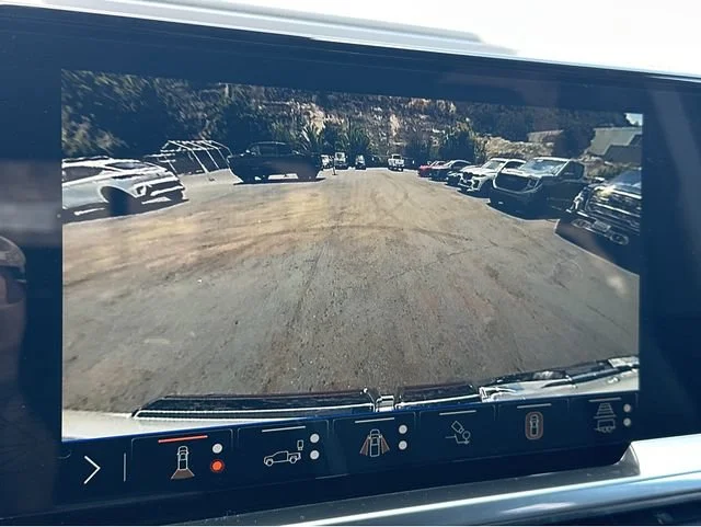 New 2026 Summit White GMC Elevation image 26