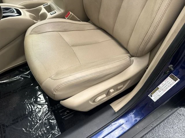 Used 2019 Blue Nissan SL image 30