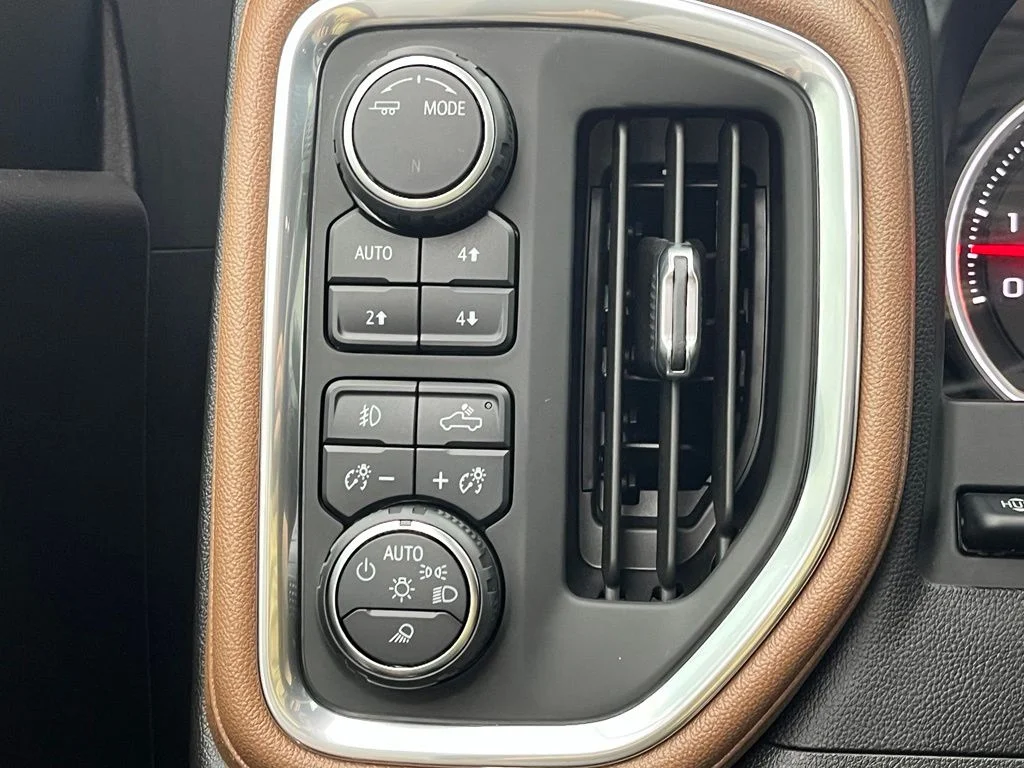 Used 2022 Beige Chevrolet High Country image 25