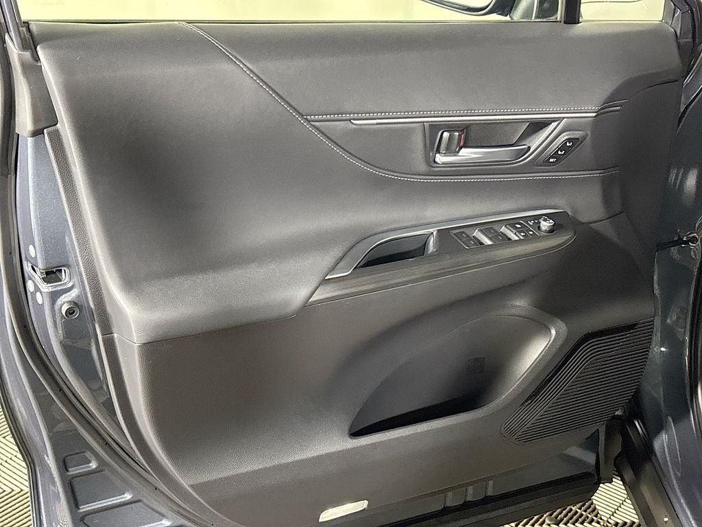 Used 2022 Coastal Gray Metallic Toyota XLE image 10