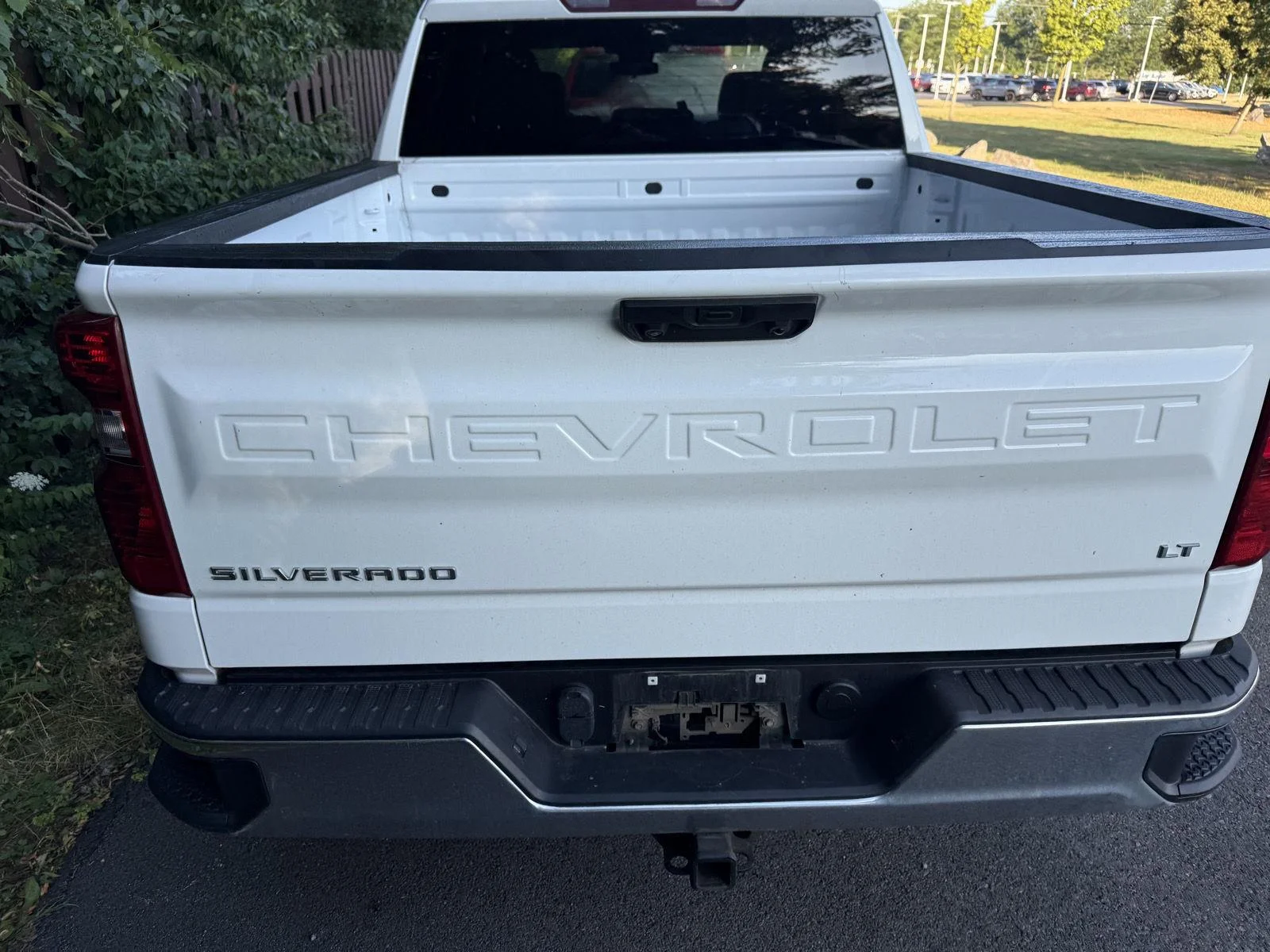 Used 2024 Summit White Chevrolet LT image 13
