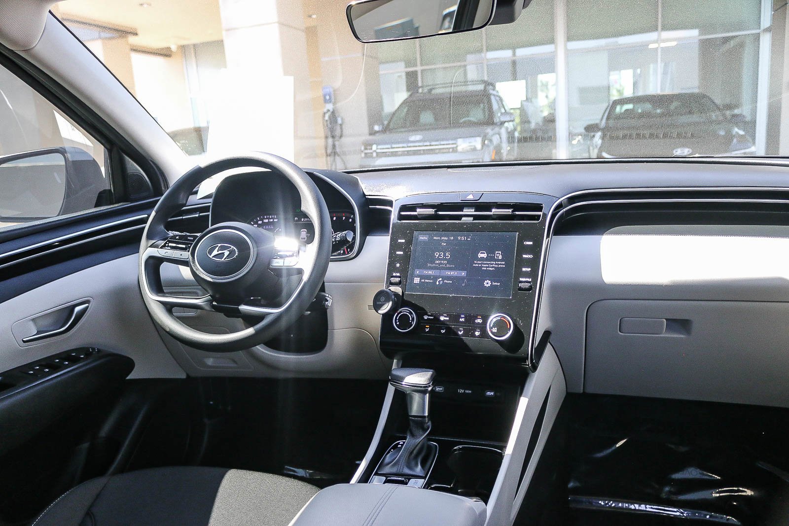 2024 Hyundai Tucson SE - Photo 11