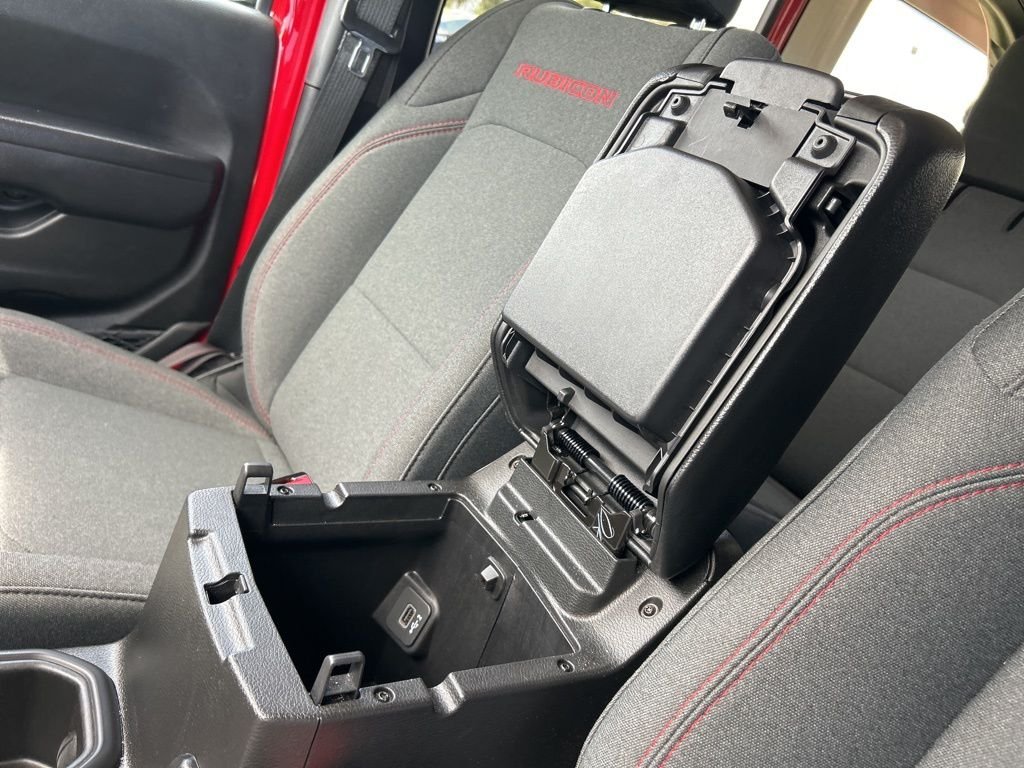 2024 Jeep Wrangler 4-Door Rubicon - Photo 31