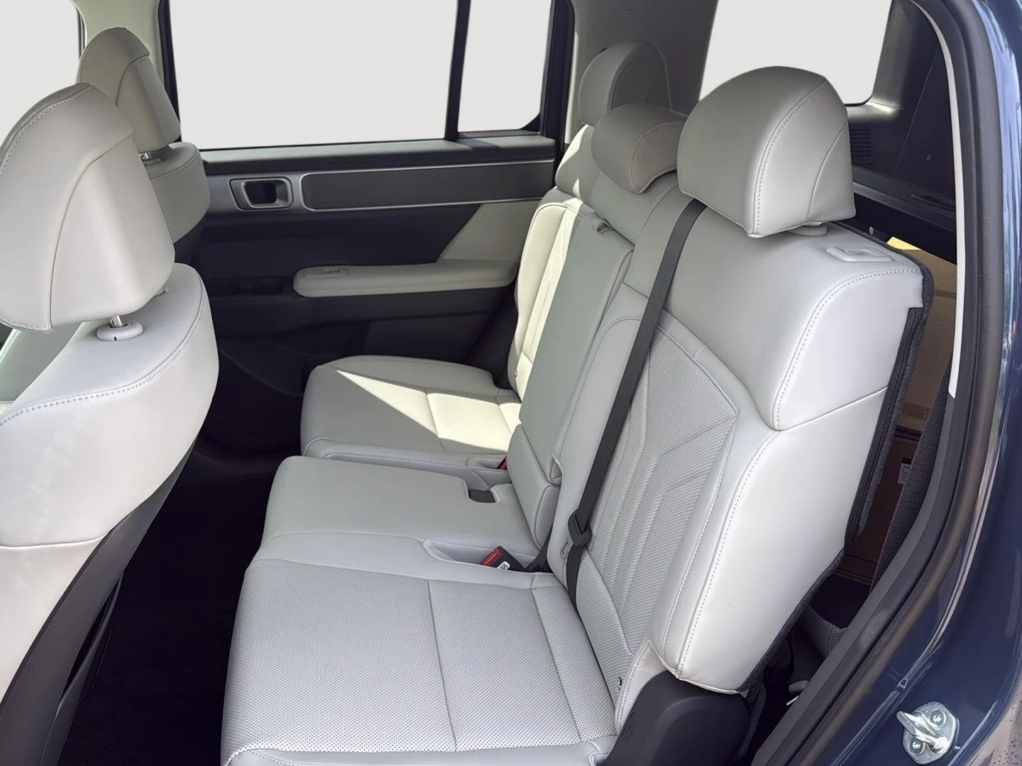 New 2026 Atlantis Blue Hyundai SEL image 16