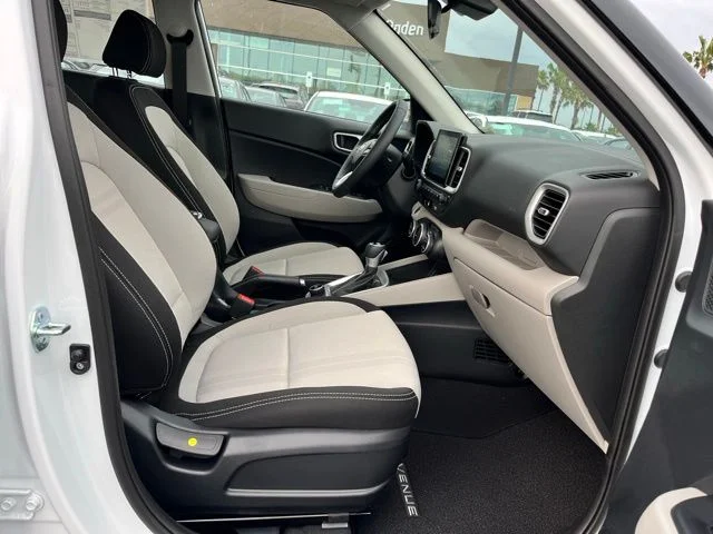 New 2026 White Hyundai SEL image 22