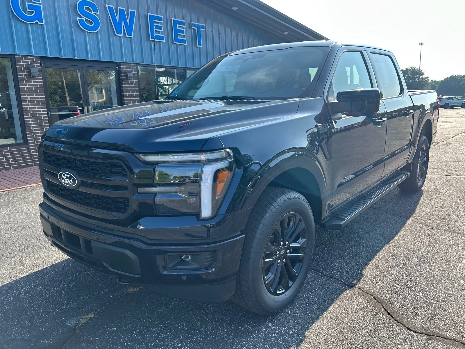 New 2026 Antimatter Blue Metallic Ford LARIAT image 2