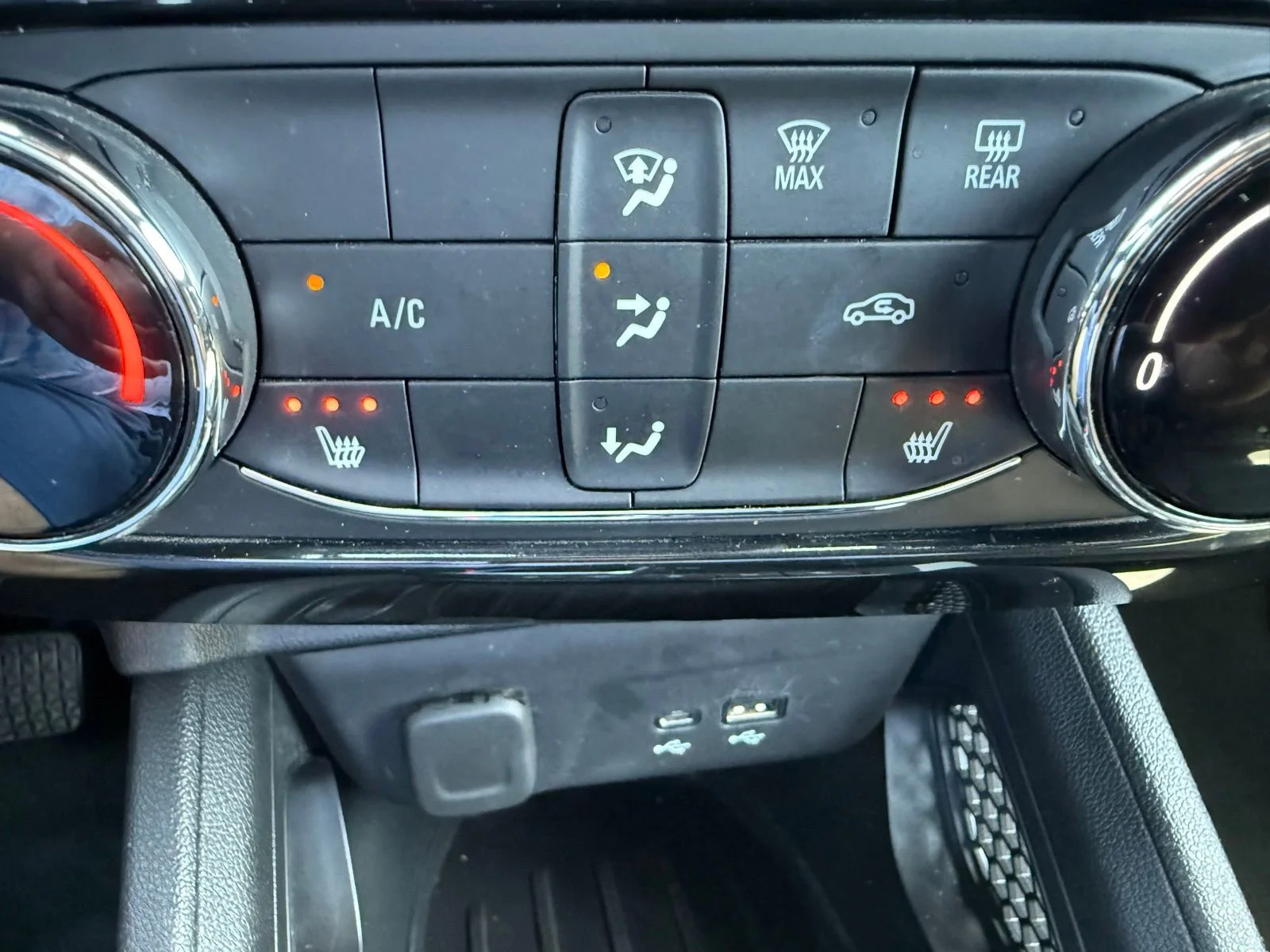 2024 Chevrolet TrailBlazer RS - Photo 25