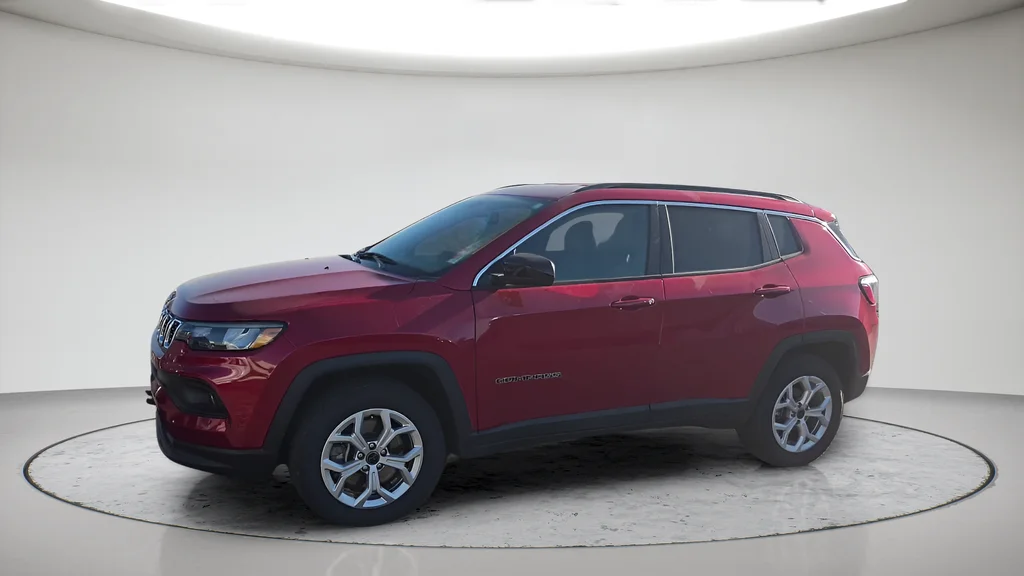 Used 2025 Red Jeep Latitude image 12