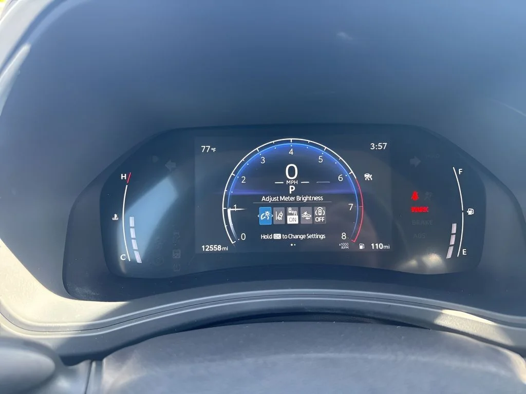 Used 2025 Silver Toyota XLE image 24