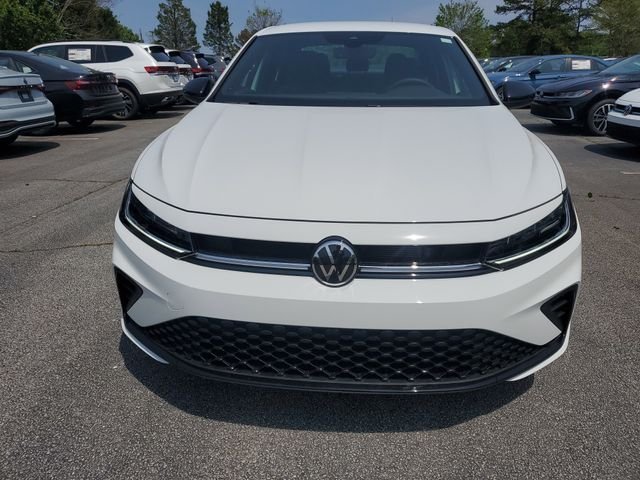 New 2026 White Volkswagen 1.5T Sport image 2