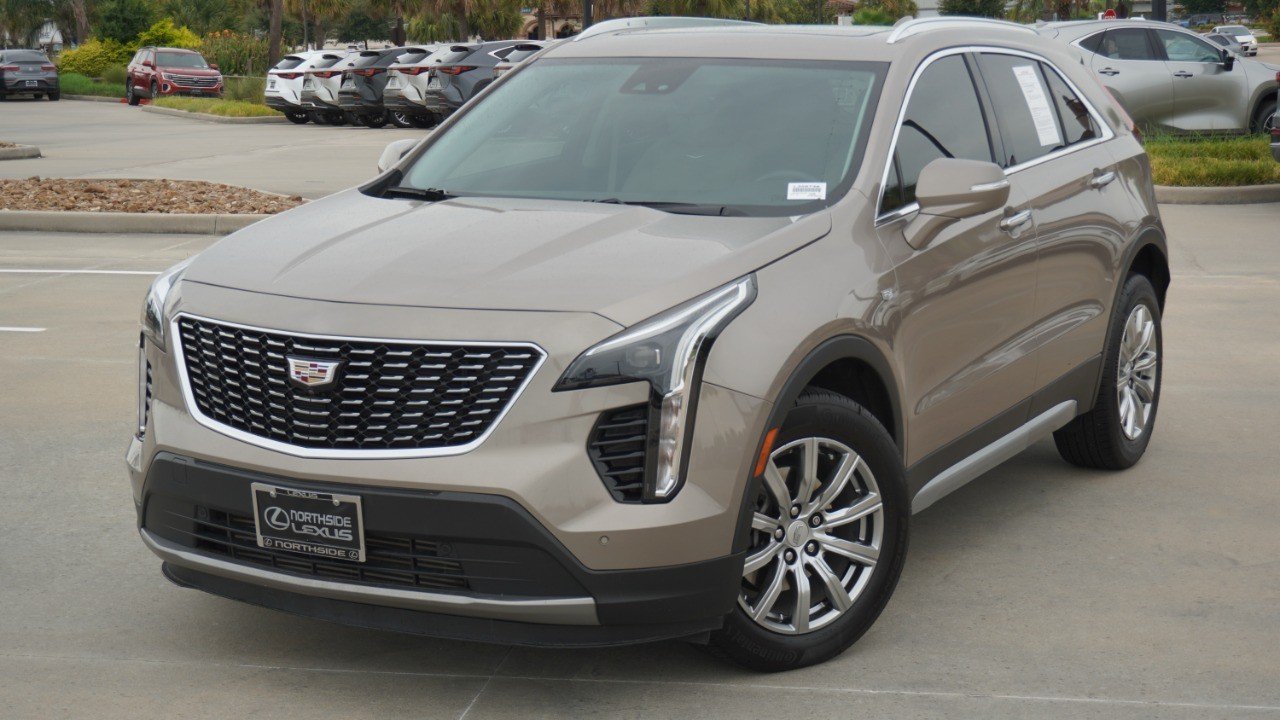 Used 2022 Beige Cadillac FWD Premium Luxury image 1