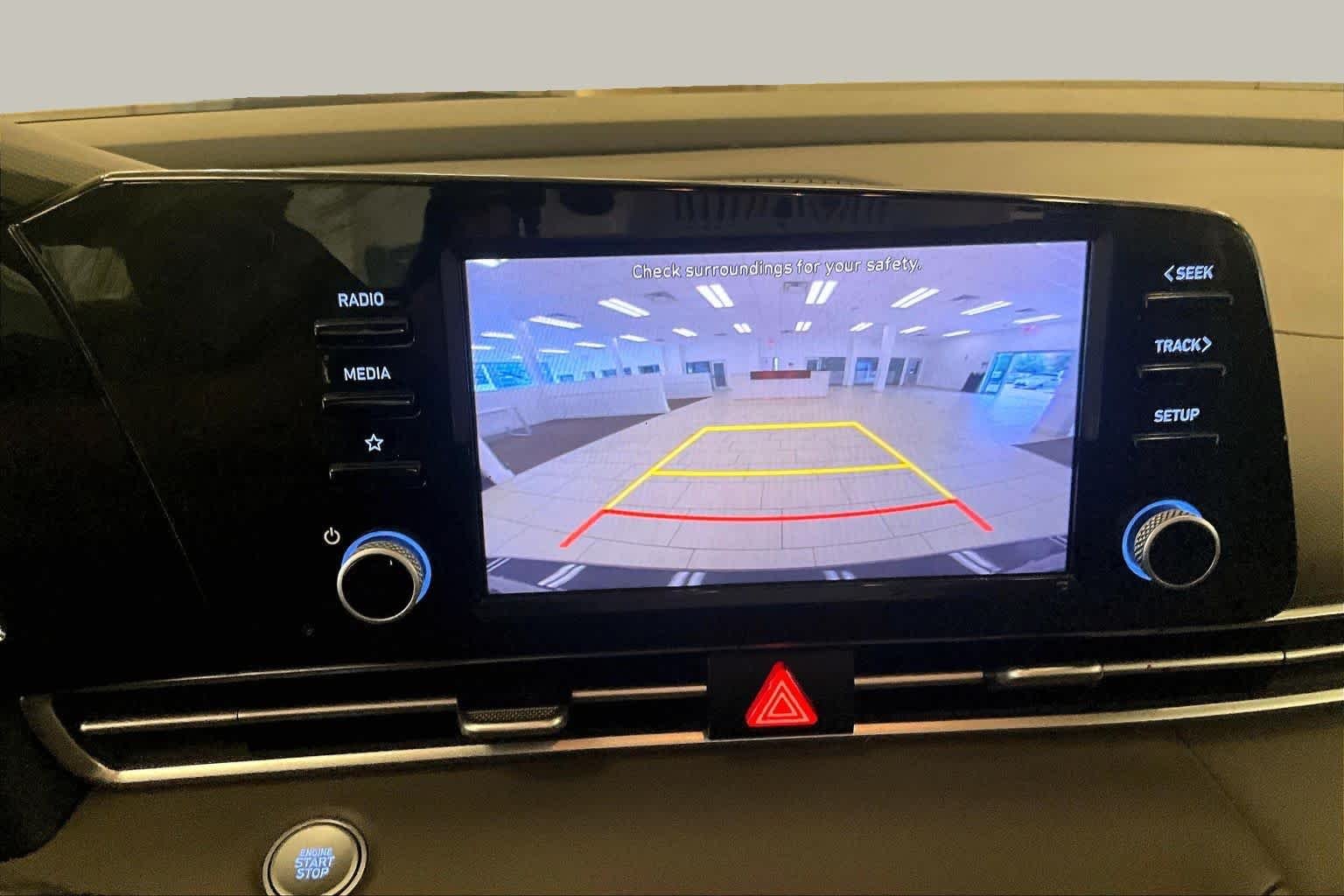 Used 2022 Phantom Black Hyundai SEL image 23