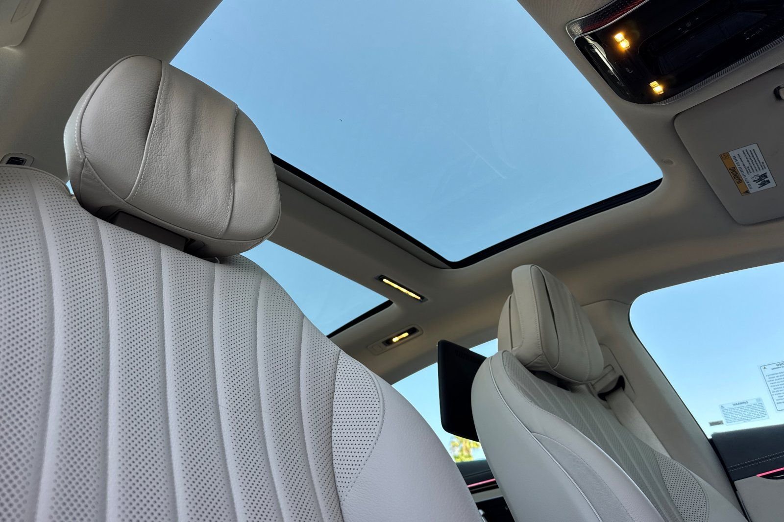 Certified Used 2024 White Mercedes-Benz 450 image 9