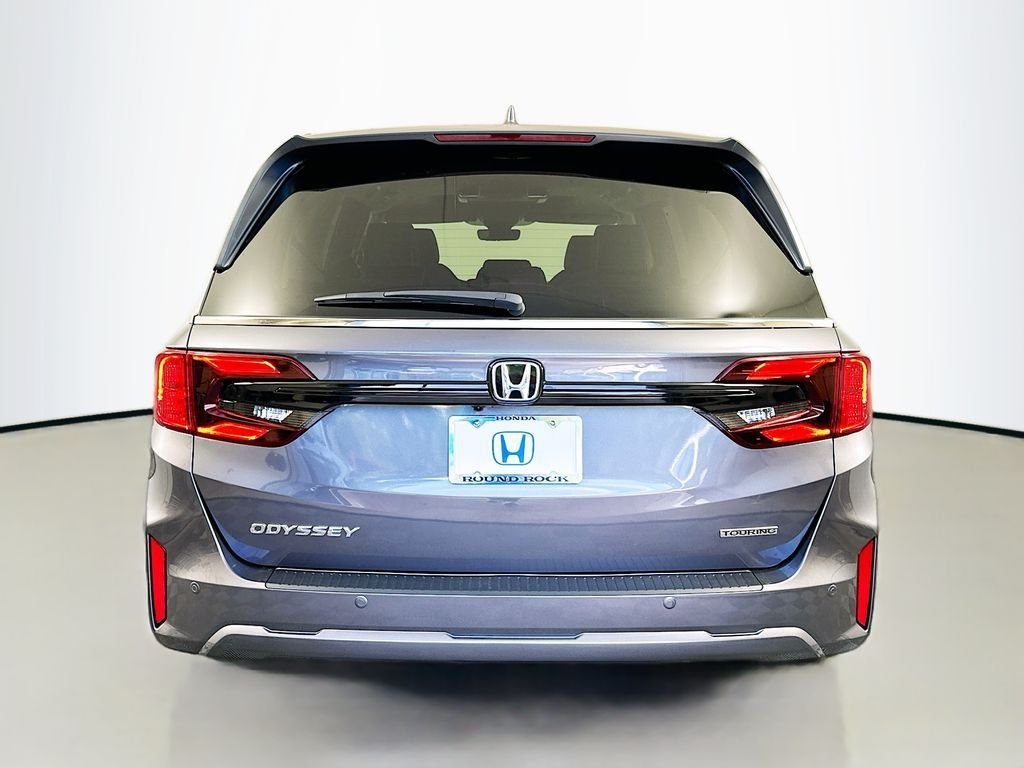 New 2026 Modern Steel Metallic Honda Touring image 6
