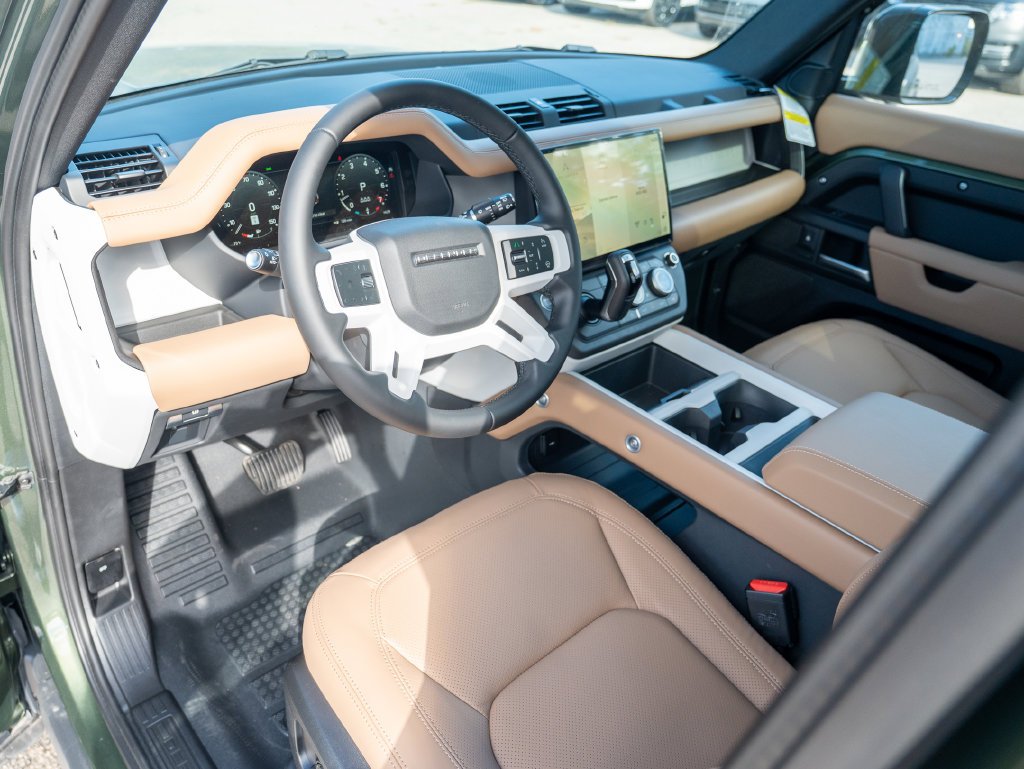 New 2026 Woolstone Green Land Rover S image 11