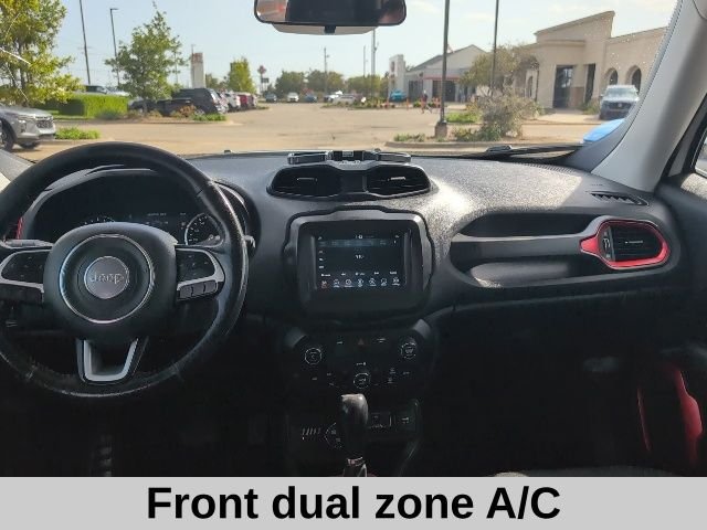 Used 2020 White Jeep Trailhawk image 4