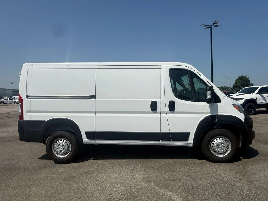 Used 2026 White Ram Base image 9