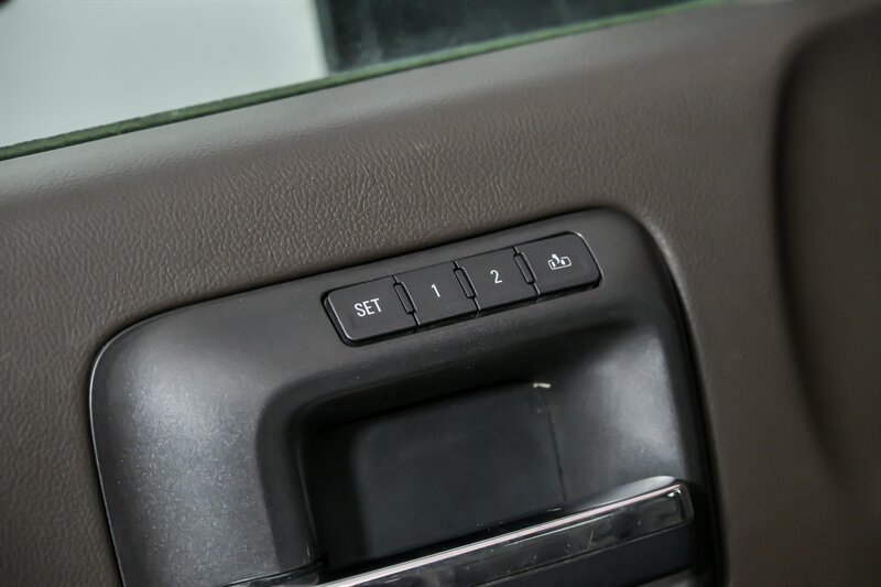 2017 Chevrolet Silverado 1500 LTZ - Photo 17