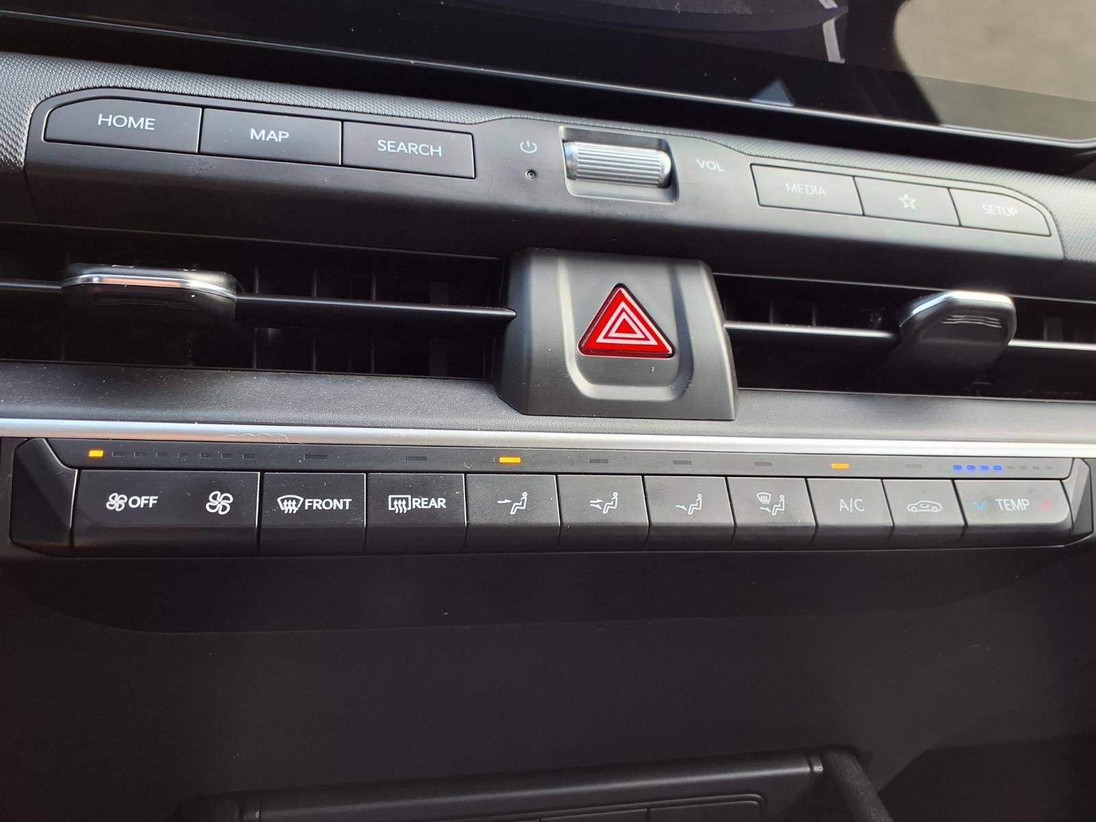 Used 2025 Gray Kia LXS image 6