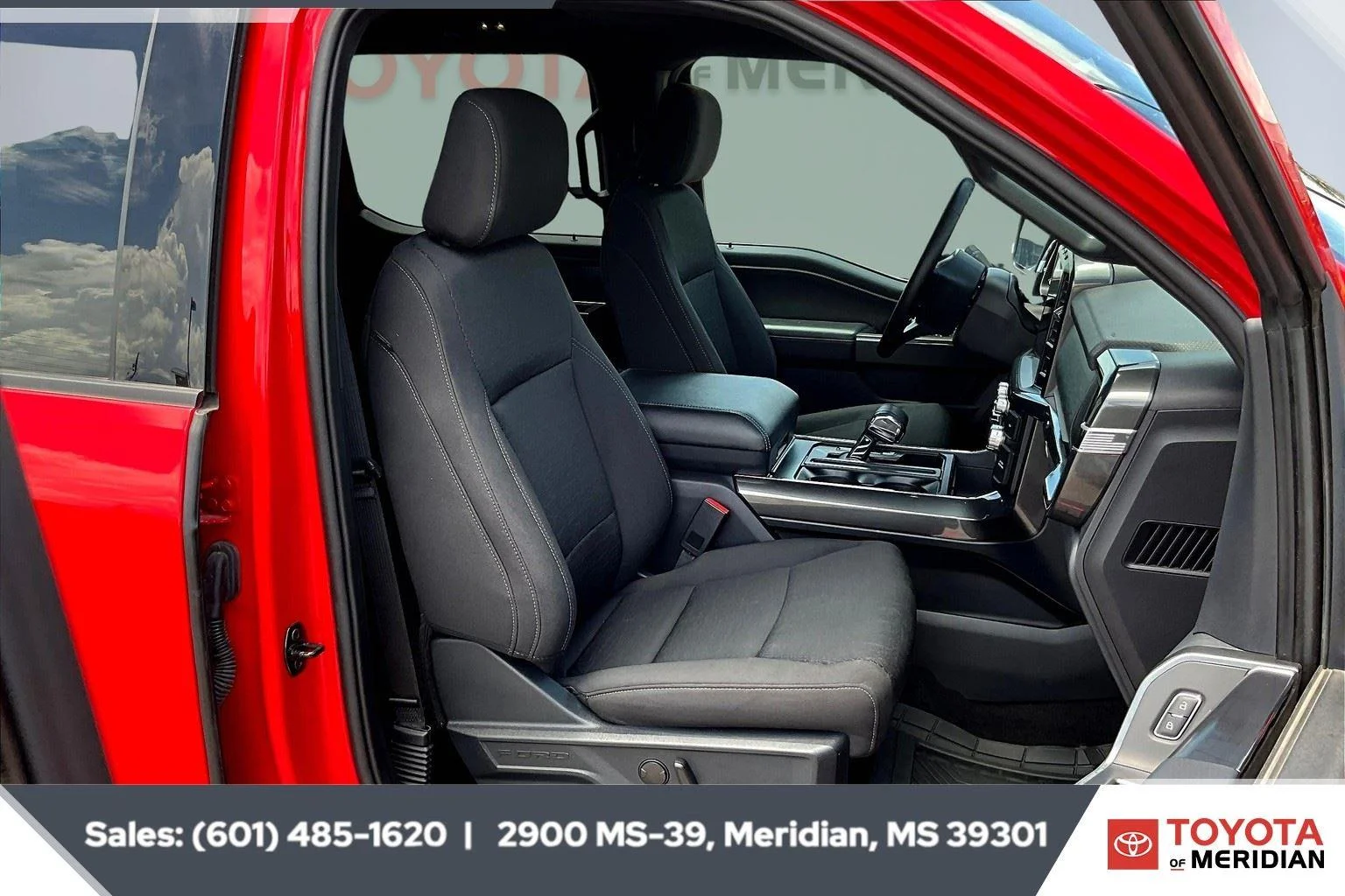 Used 2023 Race Red Ford XLT image 6