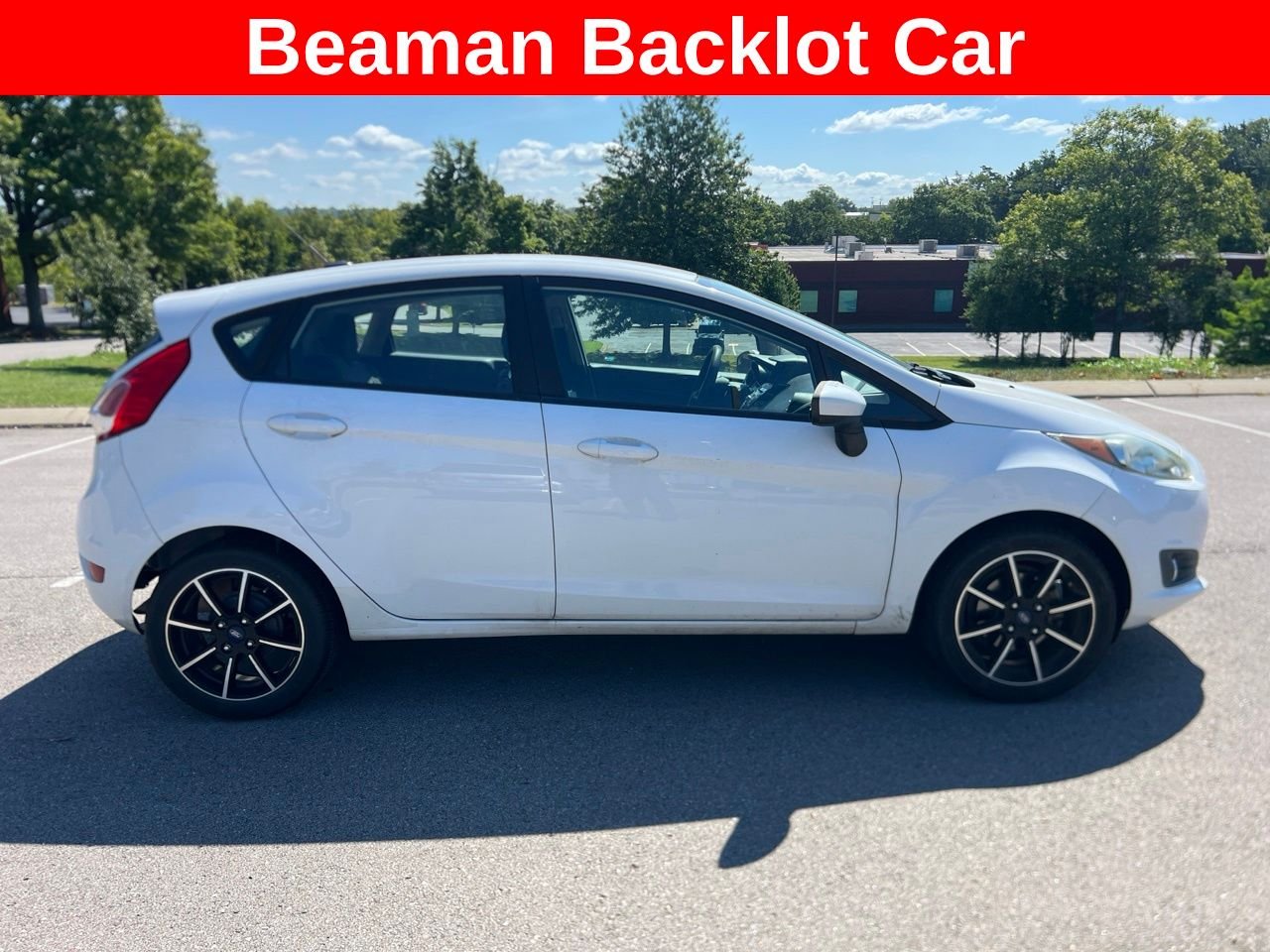 Used 2017 White Ford SE image 4
