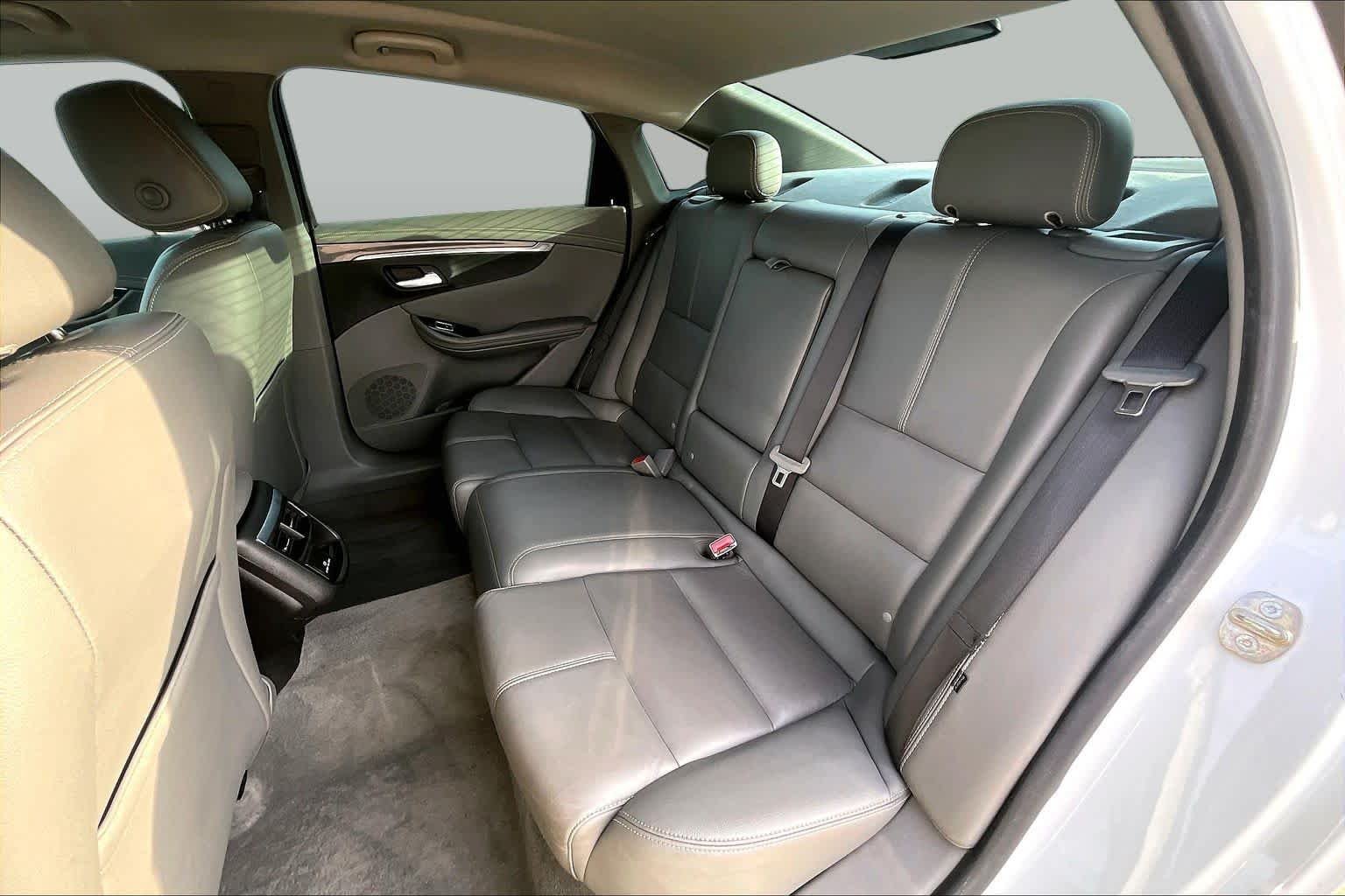 Used 2017 Summit White Chevrolet LT image 20