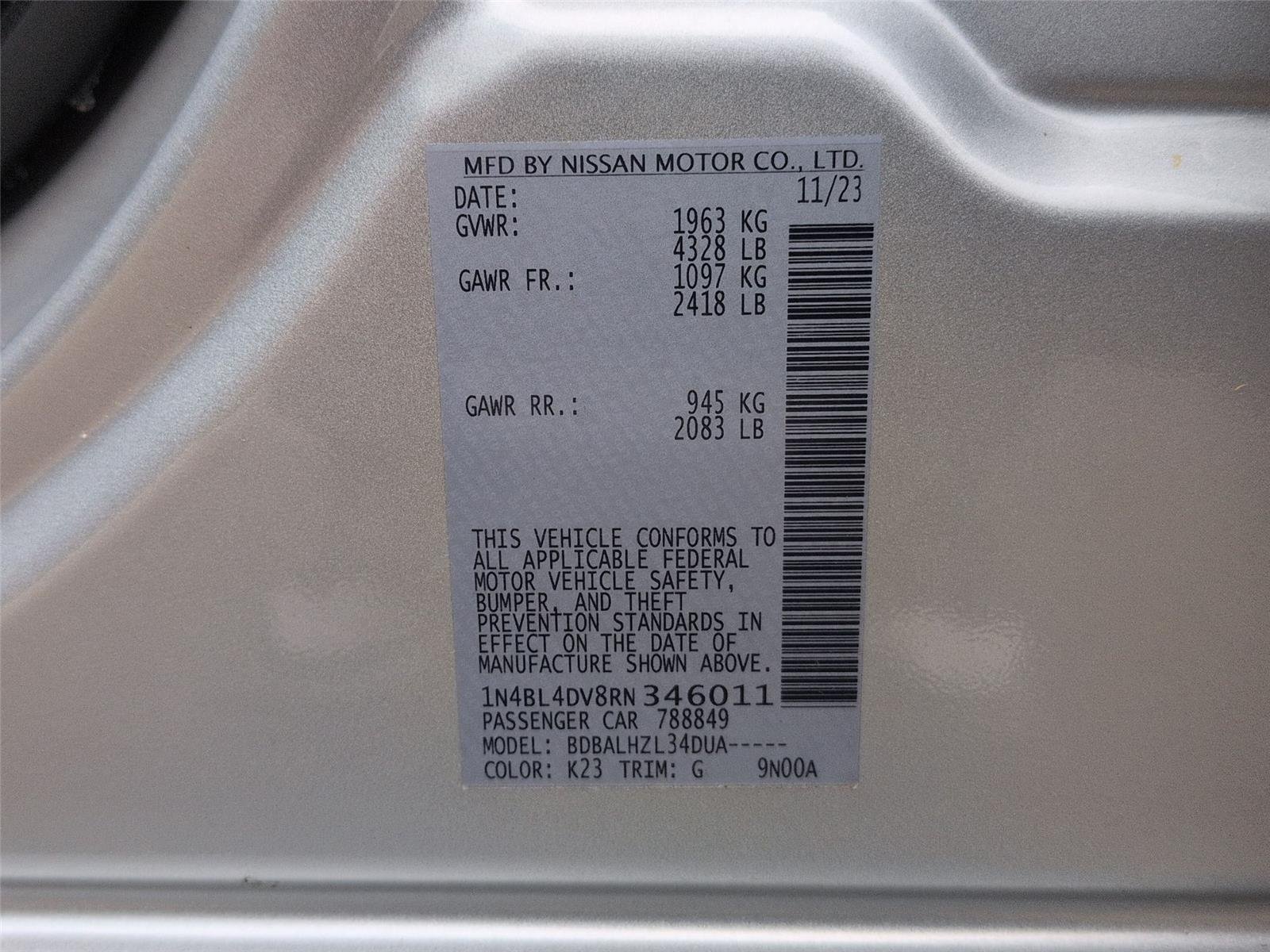 Used 2024 Brilliant Silver Metallic Nissan 2.5 SV image 39