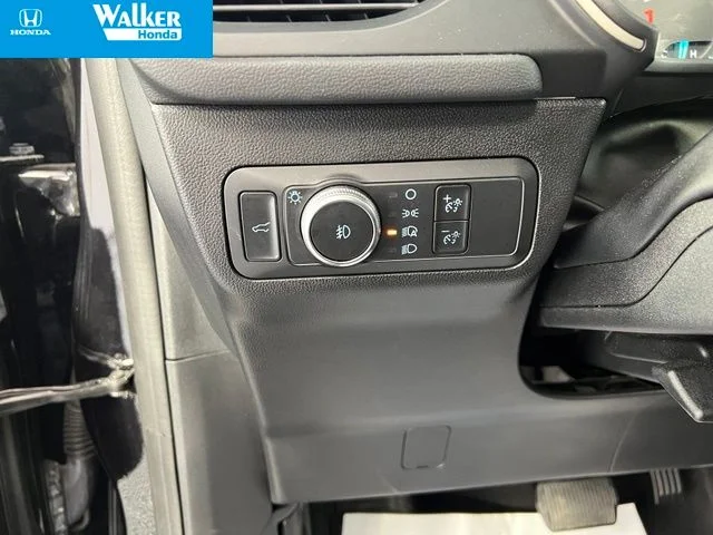 Used 2022 Black Ford SEL image 19