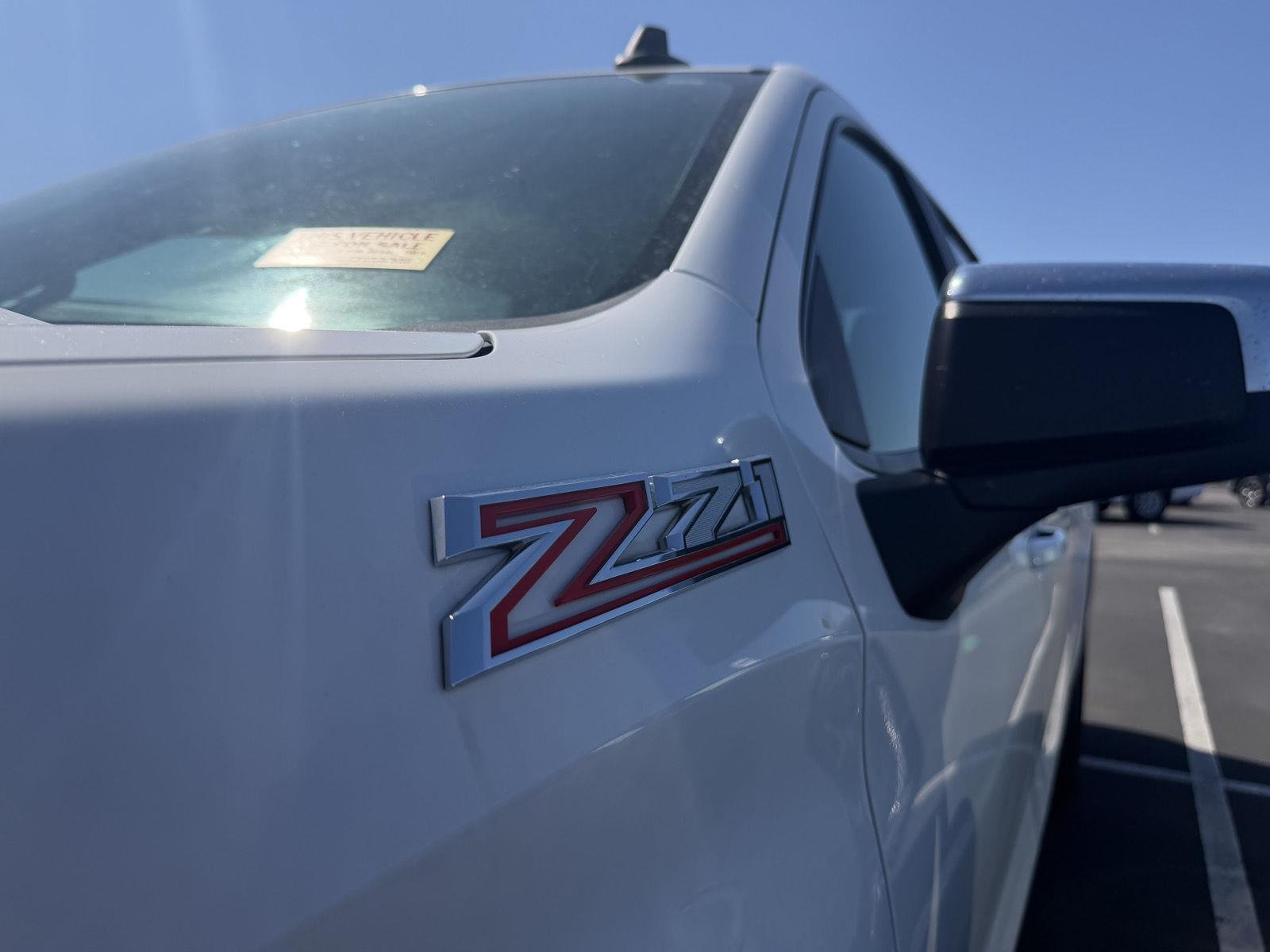 Used 2020 Summit White Chevrolet LT image 7