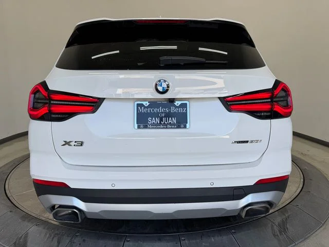 Used 2024 Alpine White BMW sDrive30i image 13