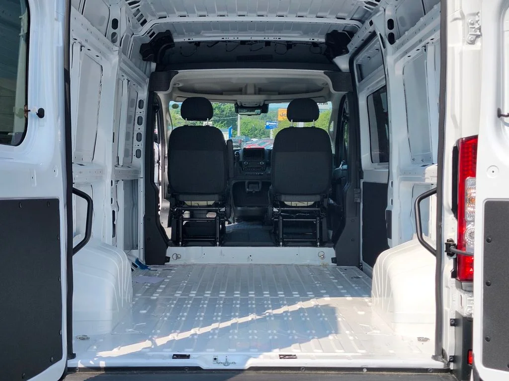 New 2026 Bright White Clearcoat RAM High Roof image 29
