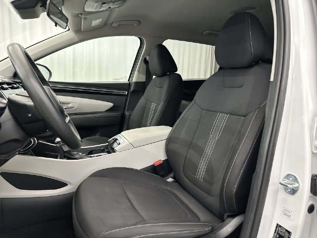 Used 2024 White Hyundai SEL image 18