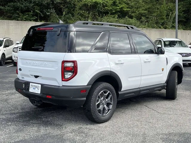 Certified Used 2022 Oxford White Ford Badlands image 3