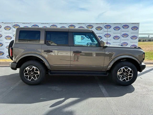 2026 Ford Bronco Outer Banks 4x4's photo
