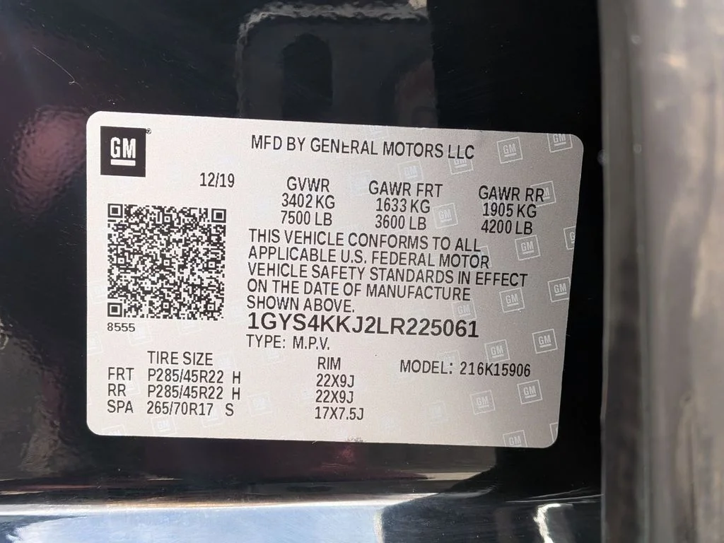 Used 2020 Black Raven Cadillac Platinum image 27